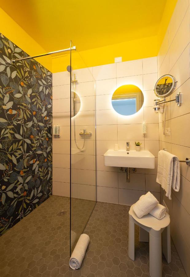 Nice Hotel Μπιμπιόνε Εξωτερικό φωτογραφία
