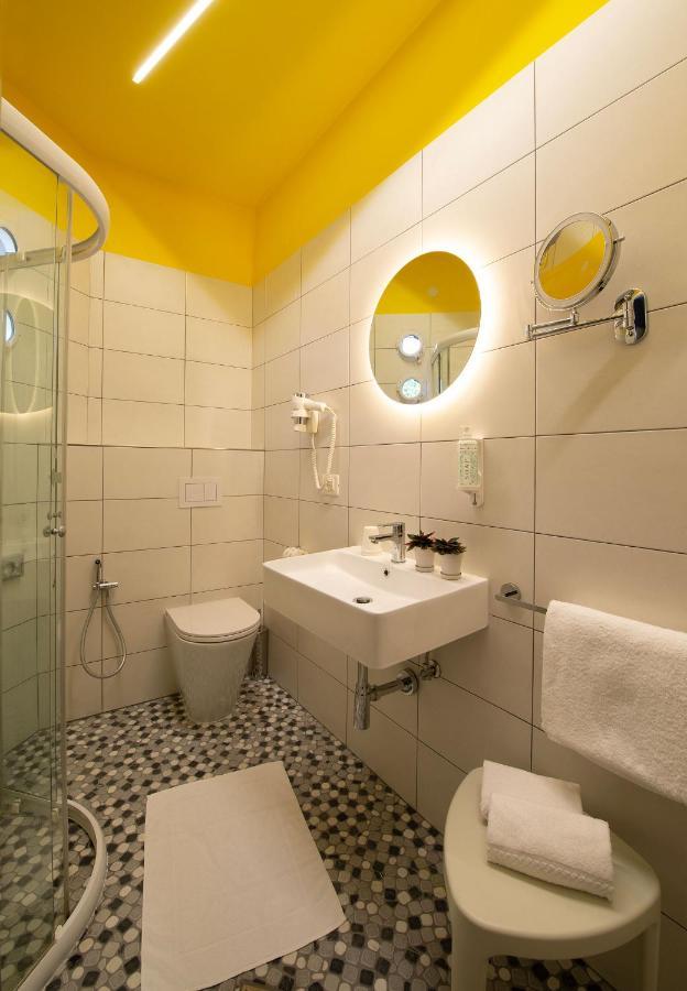 Nice Hotel Μπιμπιόνε Εξωτερικό φωτογραφία