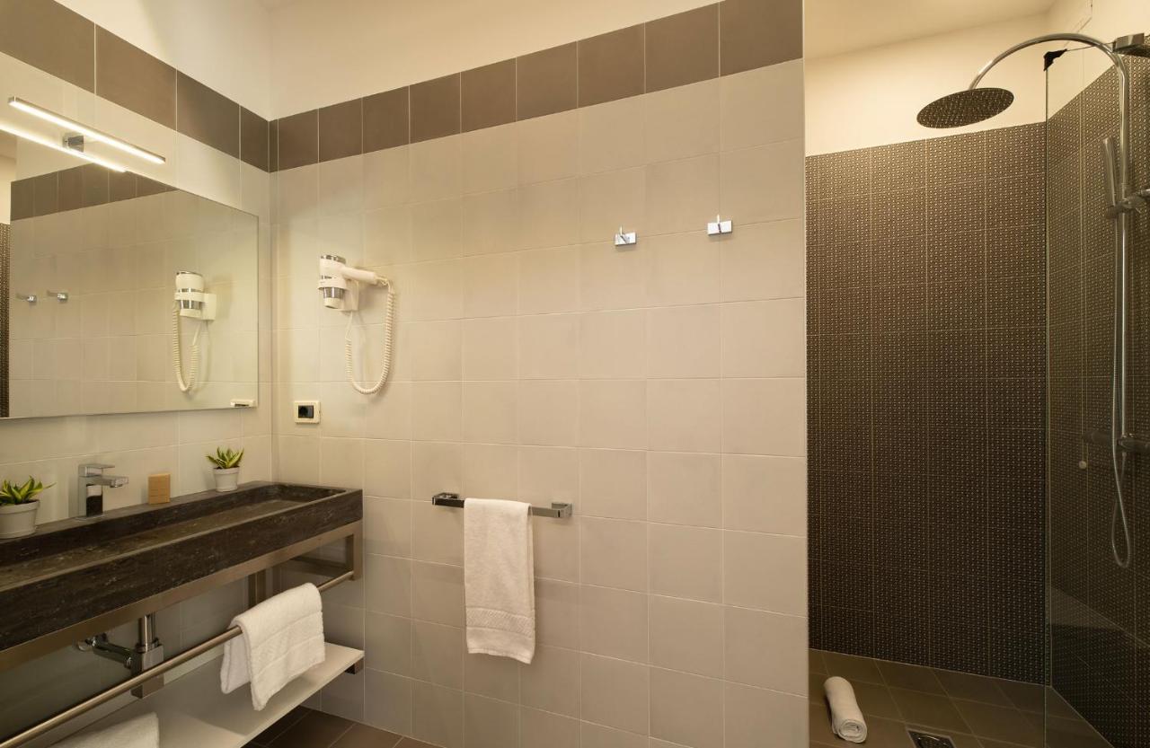 Nice Hotel Μπιμπιόνε Εξωτερικό φωτογραφία