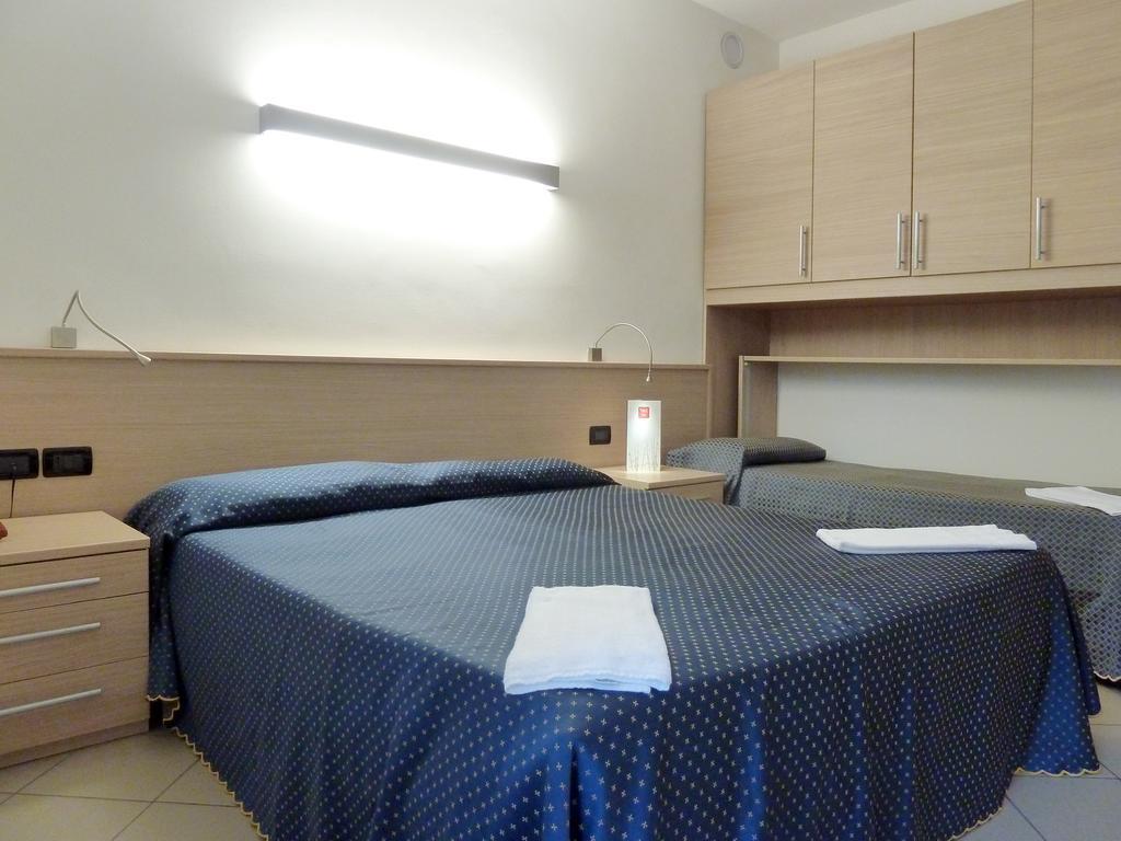 Nice Hotel Μπιμπιόνε Εξωτερικό φωτογραφία