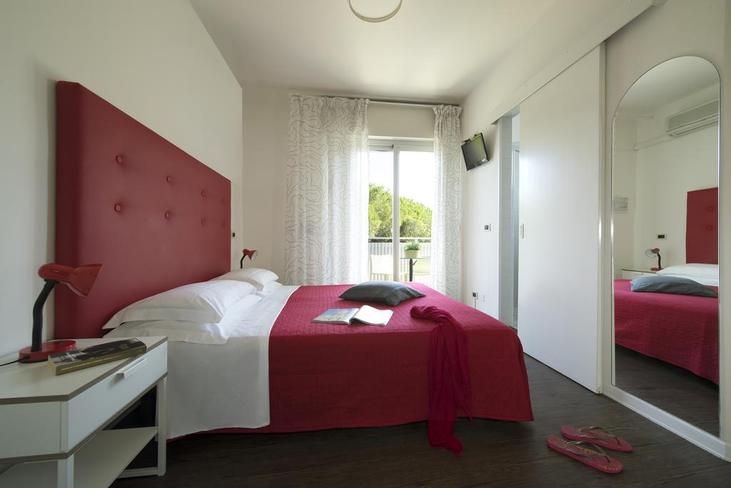 Nice Hotel Μπιμπιόνε Εξωτερικό φωτογραφία