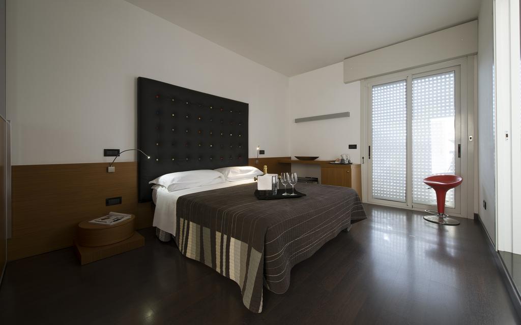 Nice Hotel Μπιμπιόνε Εξωτερικό φωτογραφία