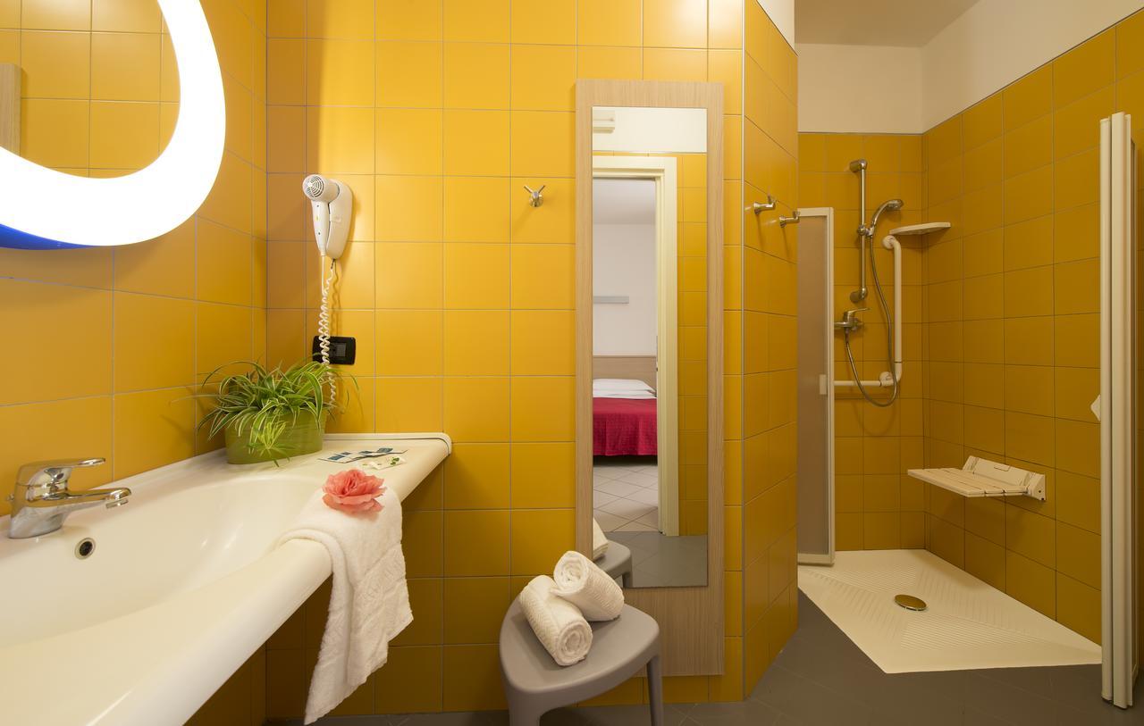 Nice Hotel Μπιμπιόνε Εξωτερικό φωτογραφία