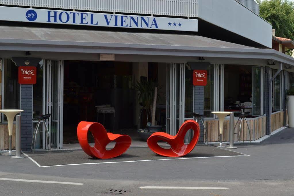Nice Hotel Μπιμπιόνε Εξωτερικό φωτογραφία