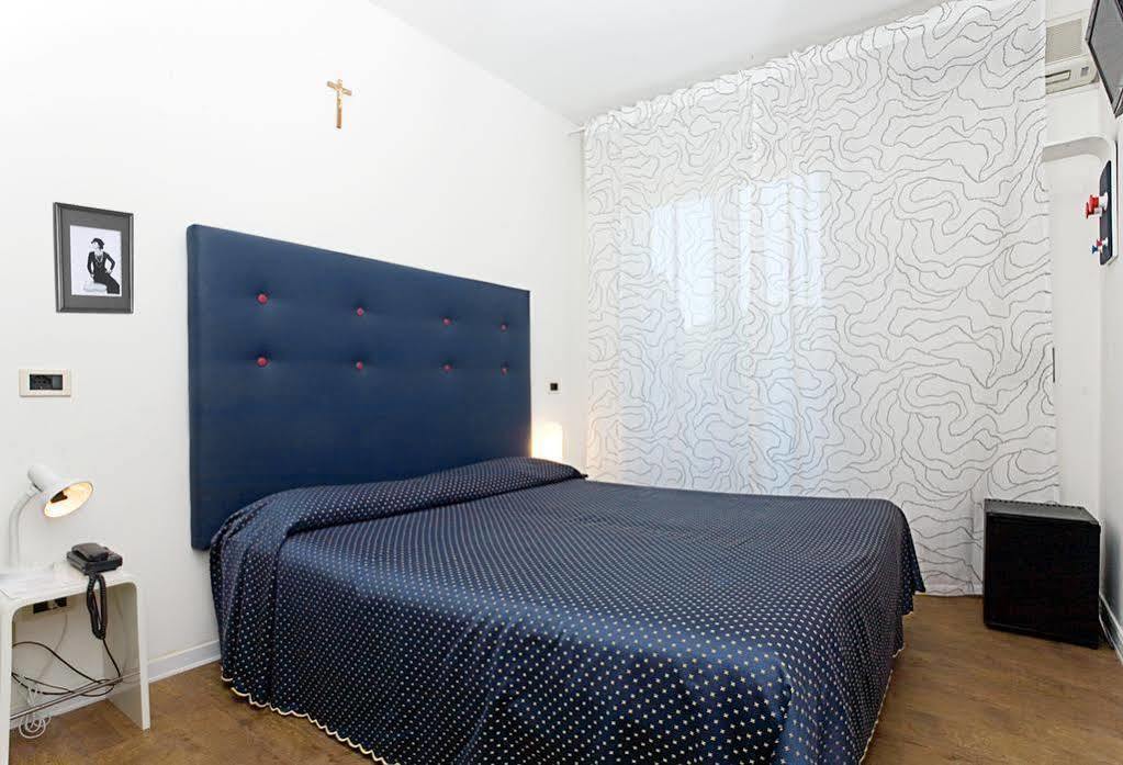 Nice Hotel Μπιμπιόνε Εξωτερικό φωτογραφία