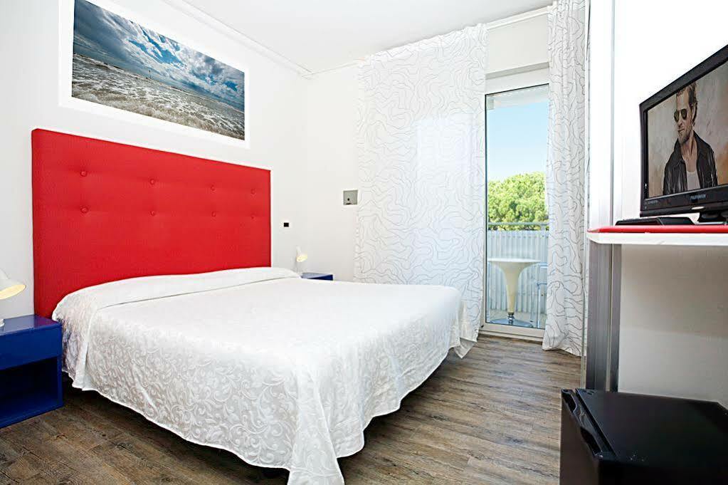 Nice Hotel Μπιμπιόνε Εξωτερικό φωτογραφία